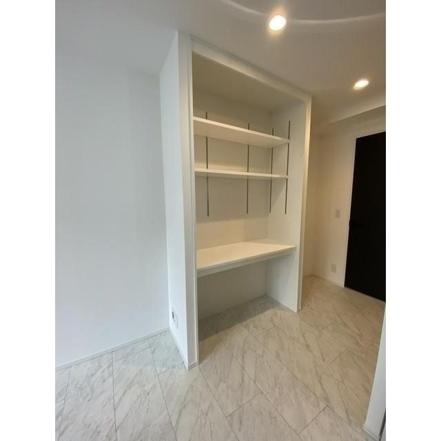 物件内観写真11　(別号室参考写真)