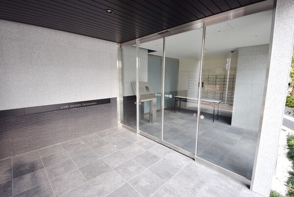 エントランス(弊社は全物件が仲介手数料半月分でご紹介可能です。)