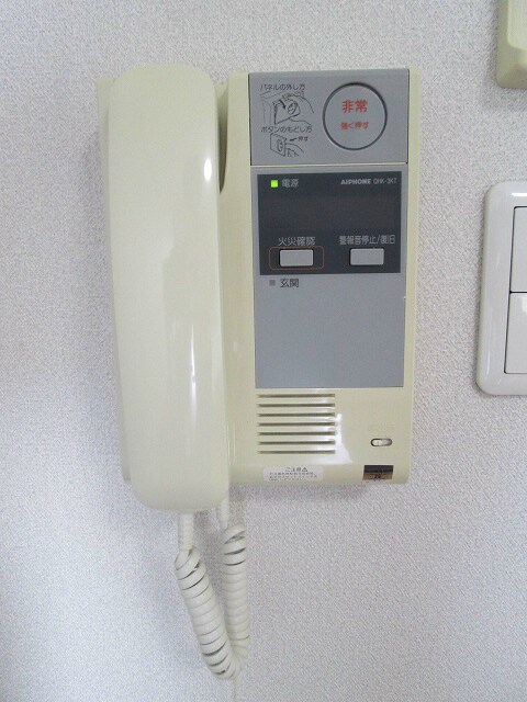 物件内観写真17　(モニターホン)