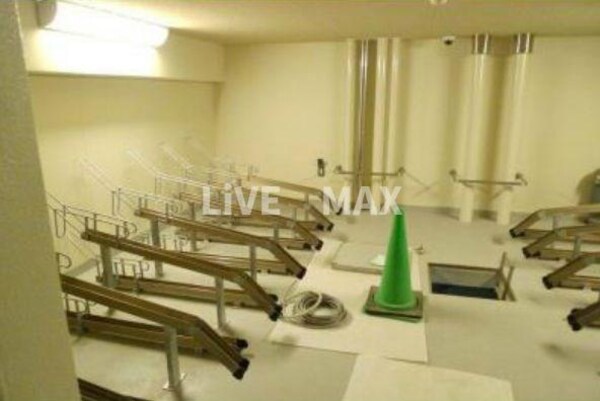 建物設備(駐輪場)