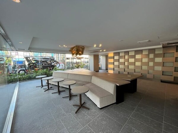 ロビー・ラウンジ