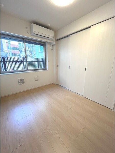 物件内観写真5　(別号室参考写真)