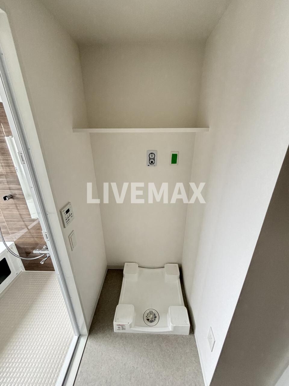 物件内観写真10　(※別号室参考写真)