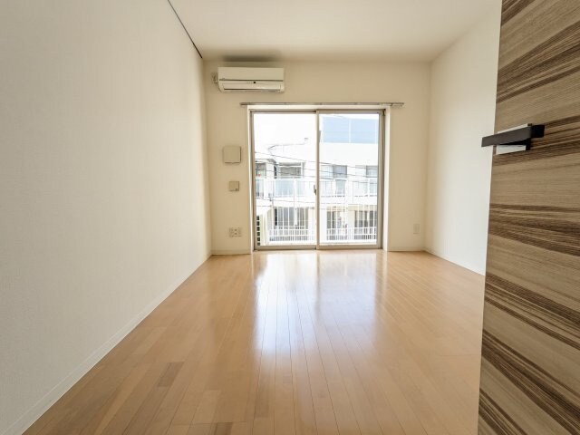 物件内観写真6　(別号室参考写真)