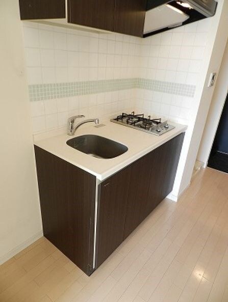 物件内観写真5　(別号室参考写真)