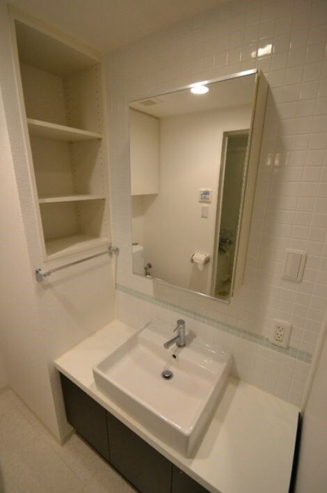 物件内観写真9　(別号室参考写真)