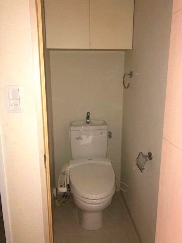 物件内観写真8　(別号室参考写真)