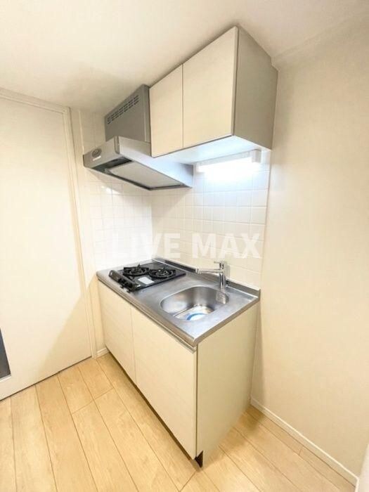 物件内観写真6　(別号室参考写真)