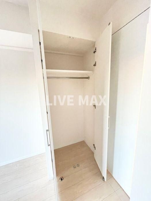 物件内観写真10　(別号室参考写真)