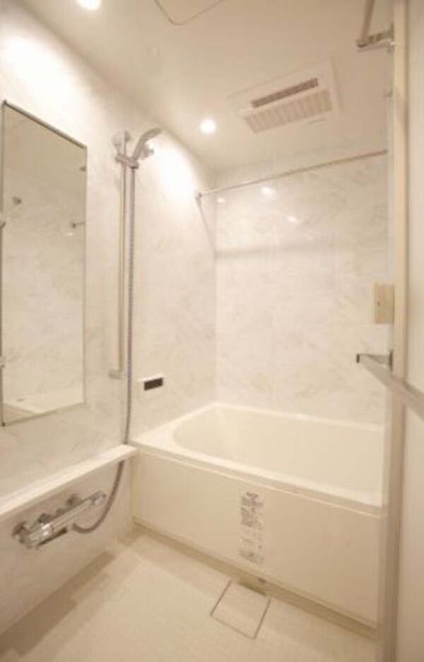 浴室(別号室参考写真)