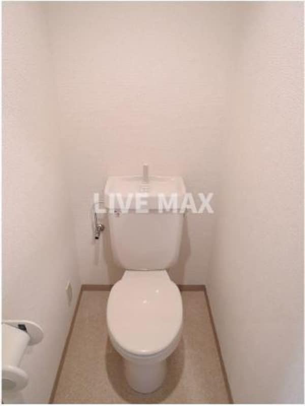 トイレ(別号室参考写真)