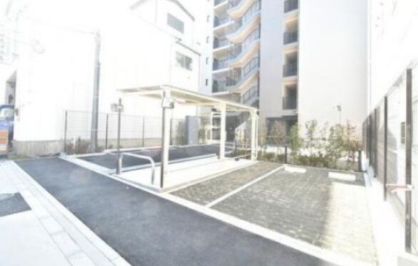 物件外観写真4　(駐輪所)