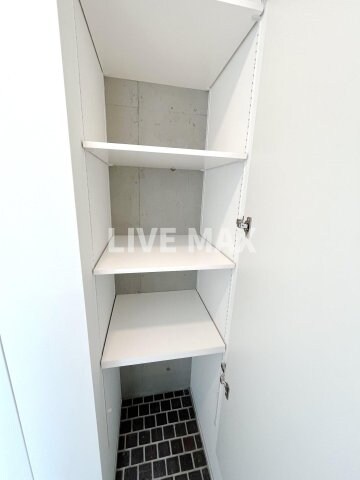 物件内観写真11　(別号室参考写真)