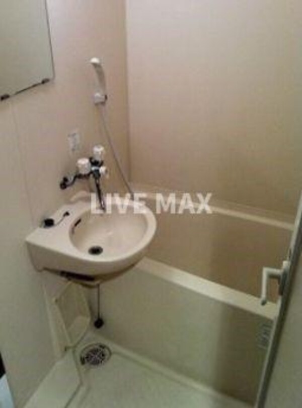 浴室(別号室参考写真)