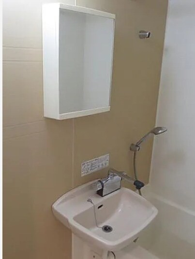 物件内観写真8　(別号室参考写真)