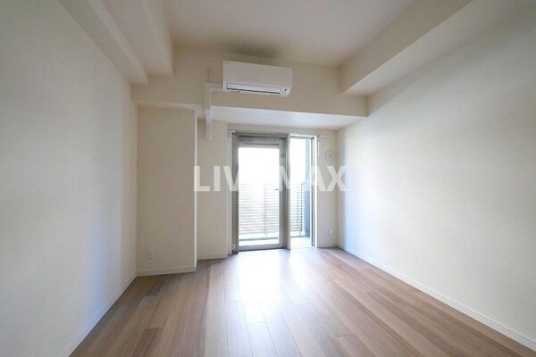 居室(別号室参考写真)