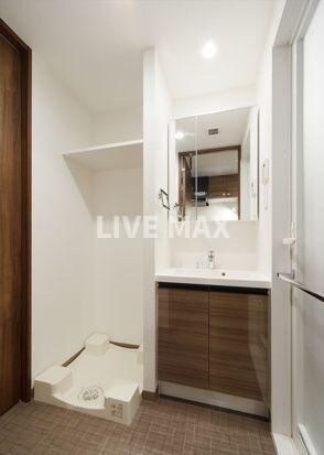 物件内観写真10　(別号室参考写真)