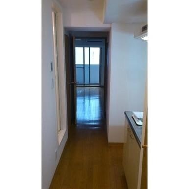 物件内観写真15　(別号室参照写真)