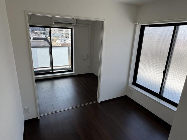 物件内観写真2　(別号室参考写真)