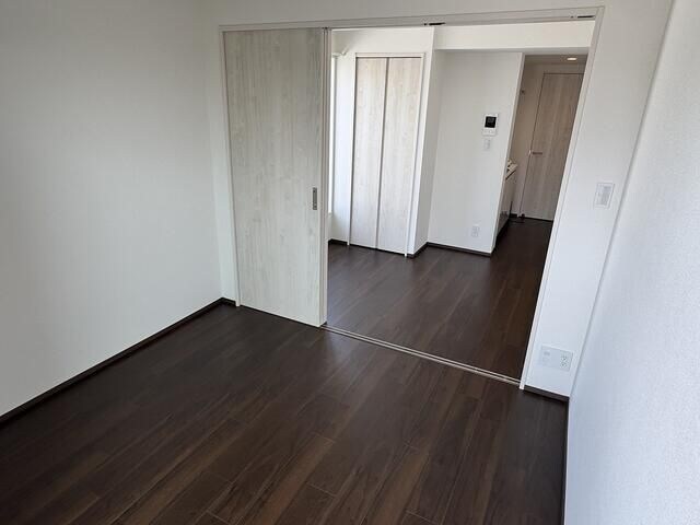 物件内観写真3　(別号室参考写真)