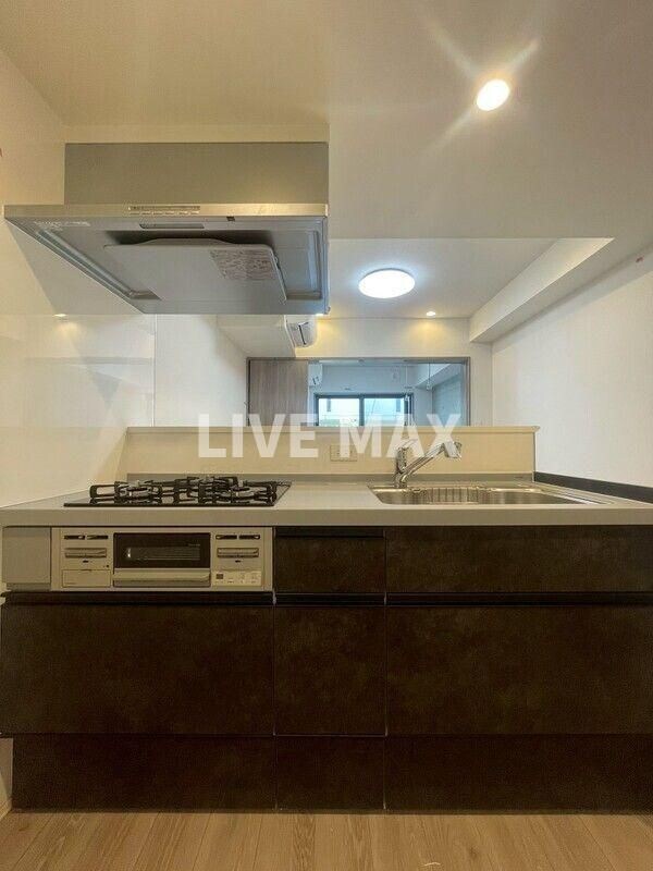 物件内観写真5　(別号室参考写真)