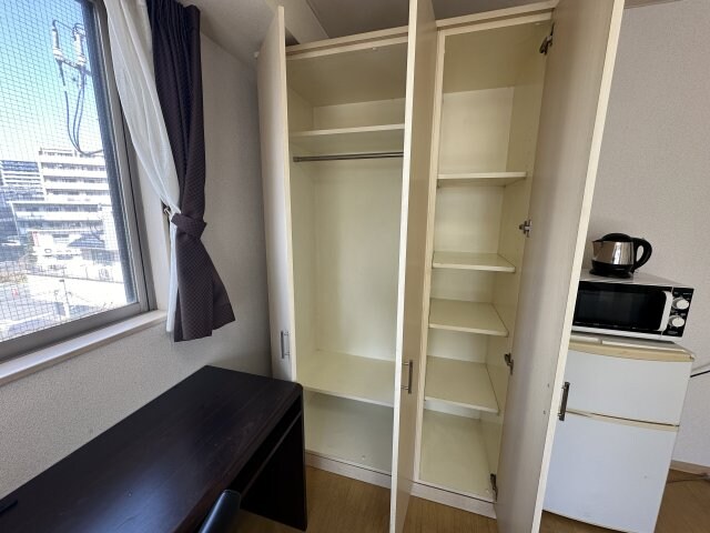 物件内観写真9　(別号室参考写真)