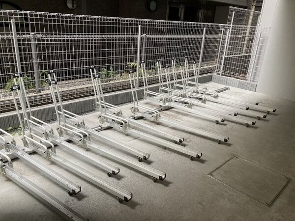 駐車場(駐輪場)