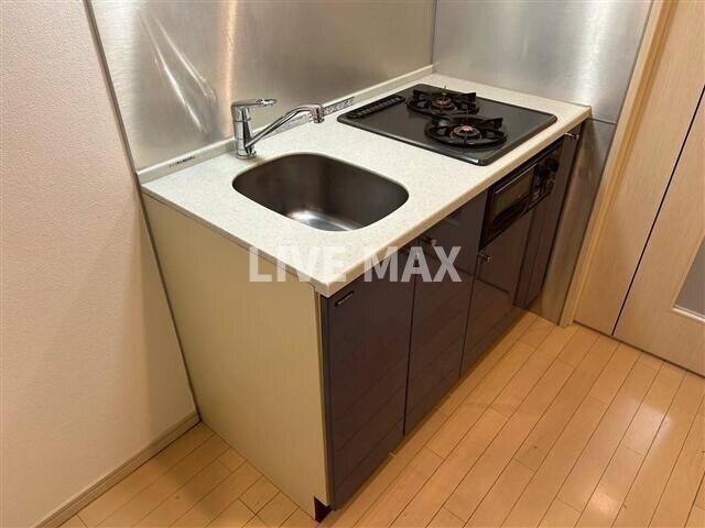 物件内観写真6　(別号室参考写真)