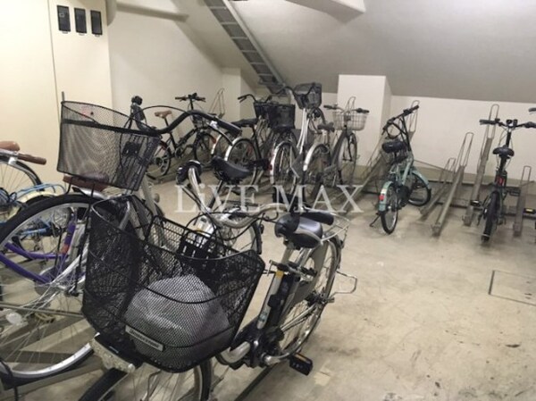 駐車場(駐輪場)