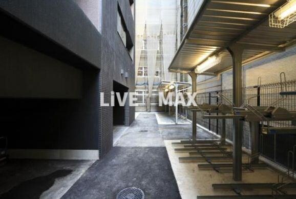 物件外観写真5　(駐輪場)