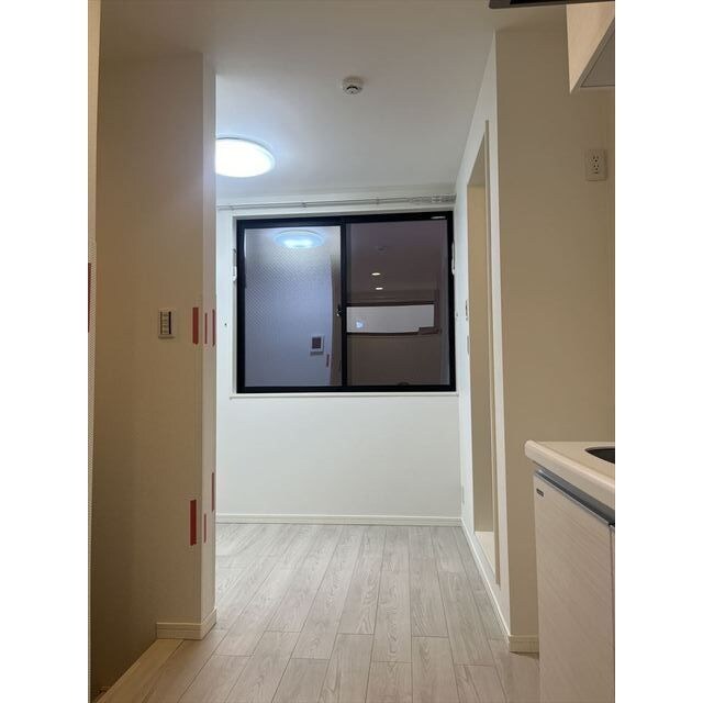 物件内観写真3　(別号室参考写真)