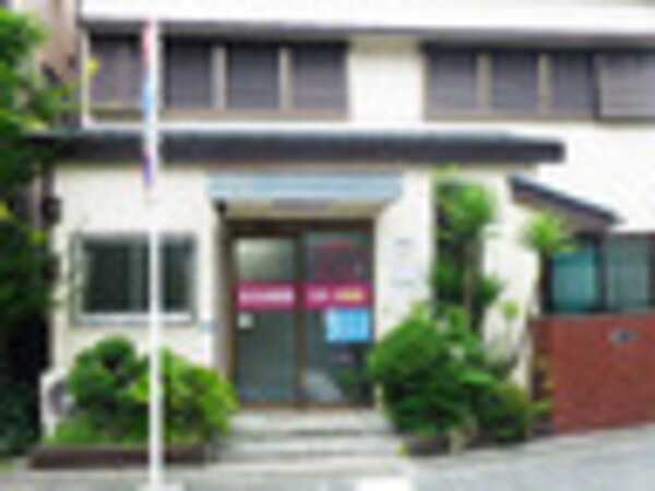 周辺環境(友安医院 516m)