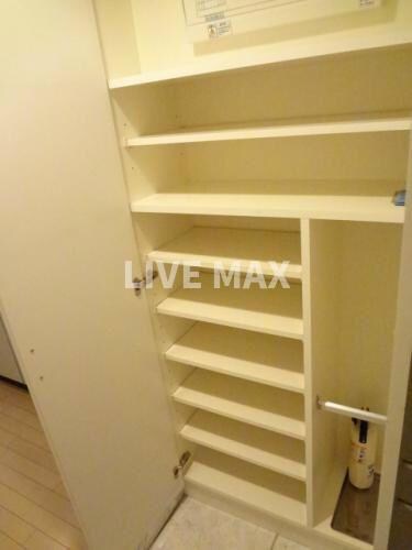 物件内観写真13　(別号室参考写真)