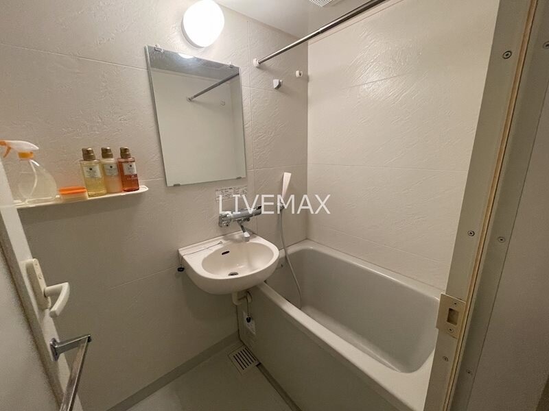 物件内観写真9　(建物設備インターネット無料有り★✭家具・家電付きマンション✭)