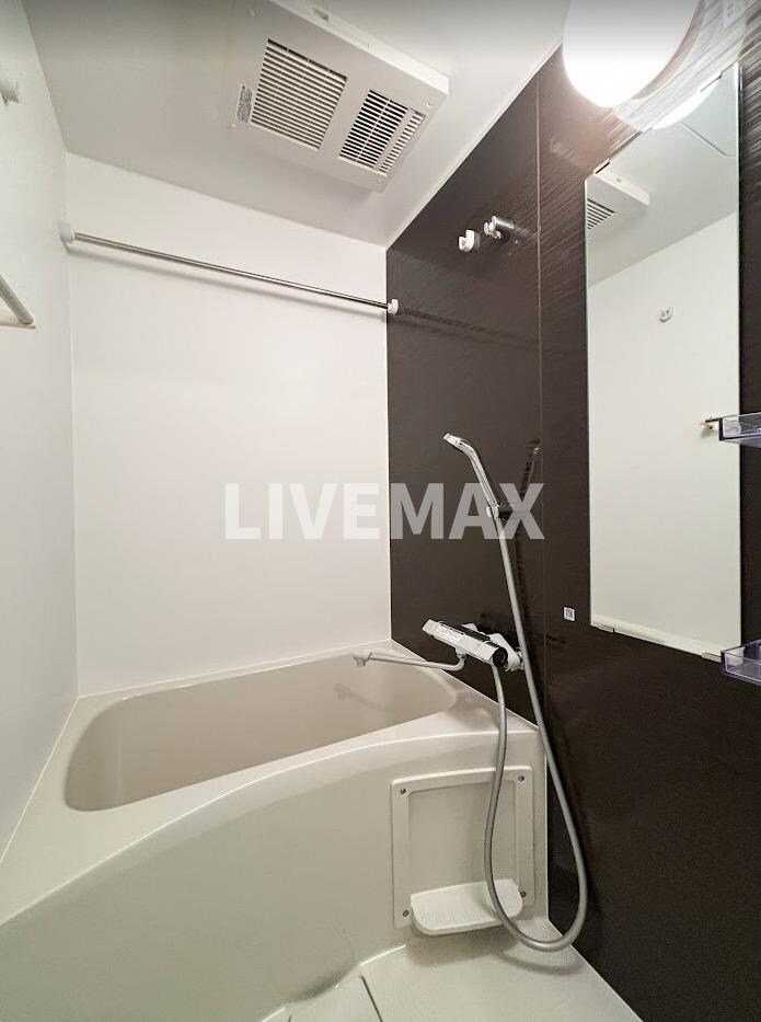 物件内観写真8　(別号室参考写真)