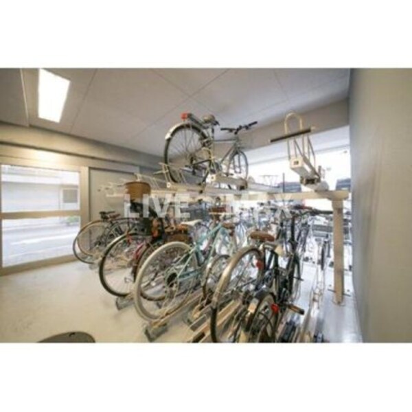 駐車場(駐輪場)