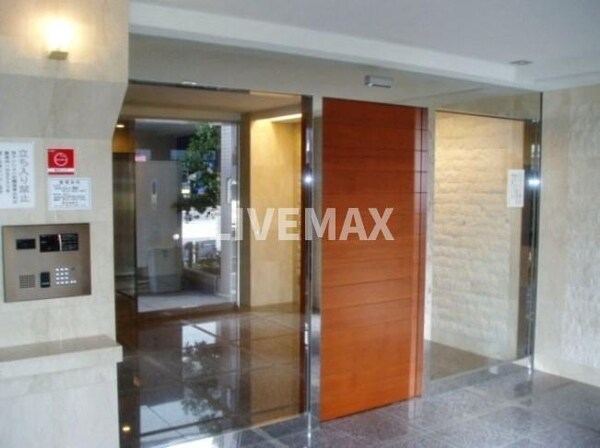 エントランス(★《見学予約受け付け中》設備充実のハイグレード賃貸マンション)