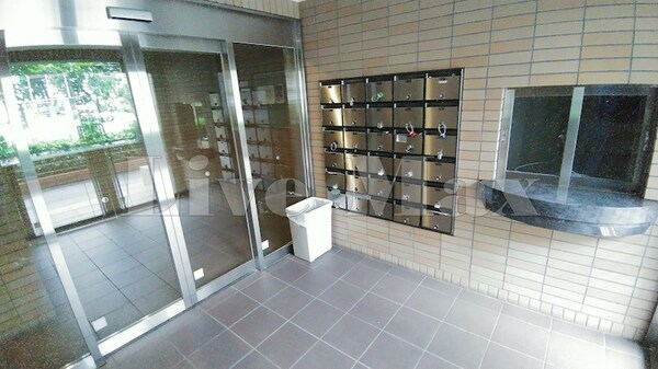 エントランス(家具家電付きマンション)