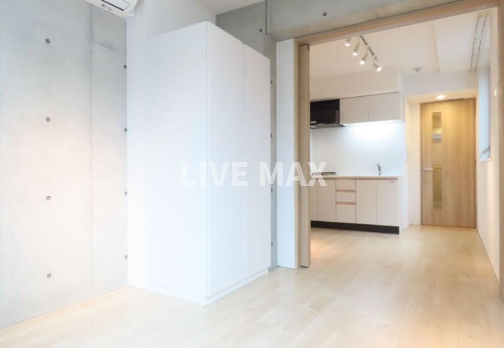 物件内観写真4　(別号室参考写真)