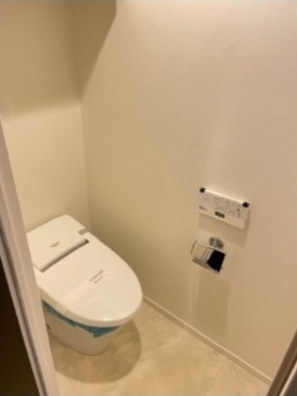 トイレ(※別部屋参考写真)