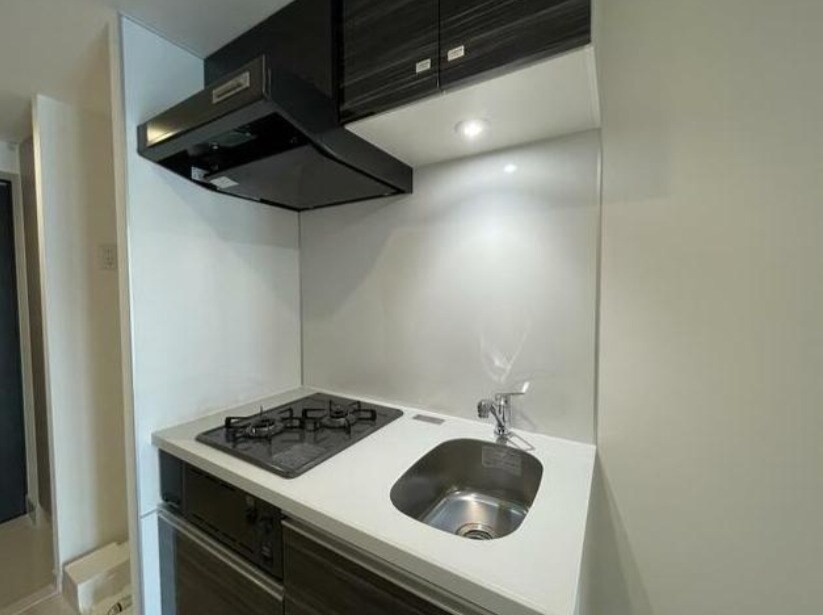 物件内観写真7　(別号室の写真)