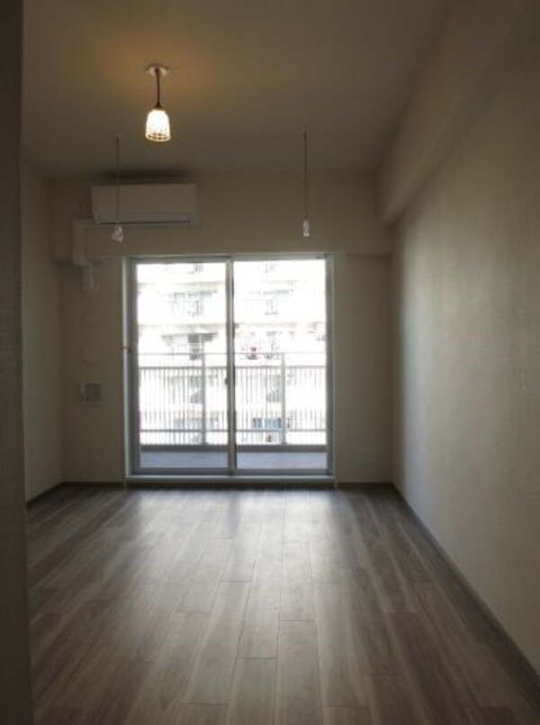 居室(別号室参考写真)