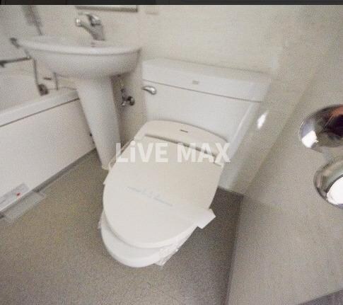 物件内観写真10　(別号室参考写真)