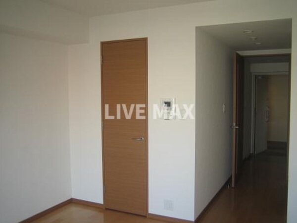 寝室(2025年11月室内リノベーション施工予定【キッチン・洗面台)