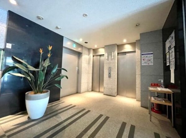 ロビー・ラウンジ