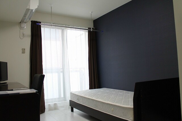 物件内観写真8　(家具家電一式ついてます！)