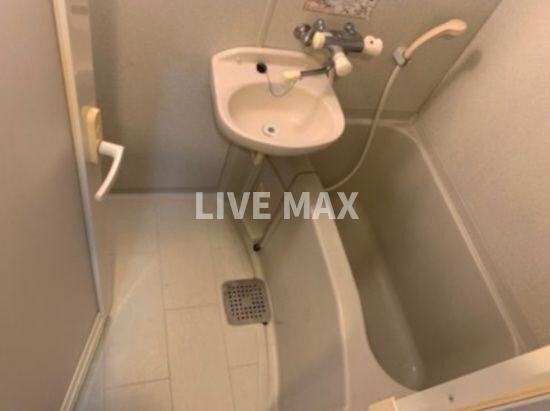 物件内観写真7　(別号室参考写真)