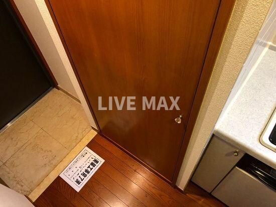 物件内観写真10　(別号室参考写真)