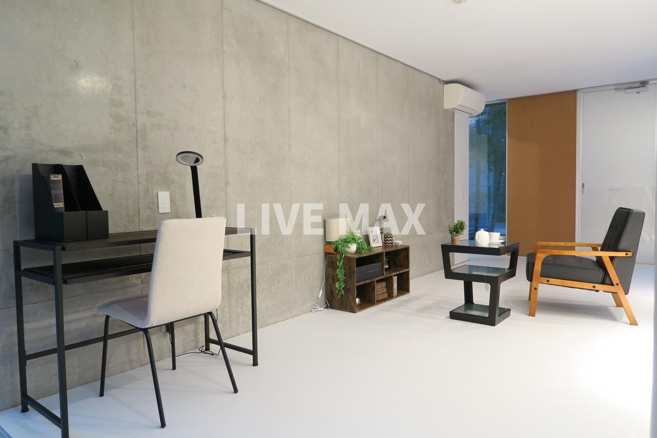 物件内観写真4　(モデルルームです・家具小物類はつきません)