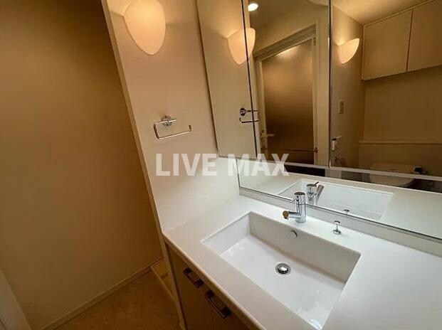 物件内観写真9　(別号室参考写真)